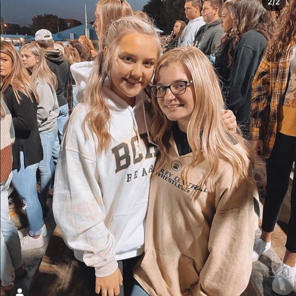 Meet your Posher, Ashlyn - Picture 1 of 1